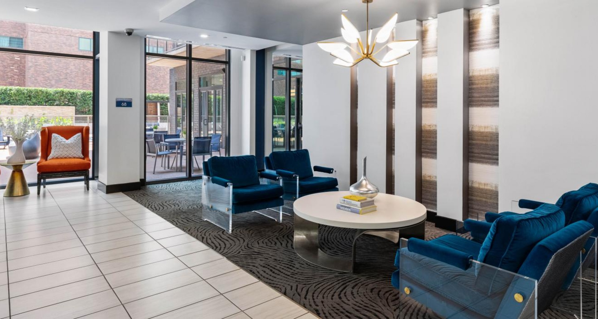 Miro/ Sugar Factory apartment photo